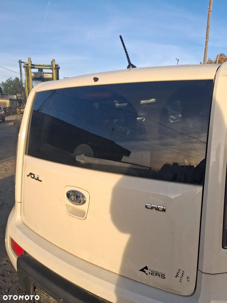 Kia soul I 09 klapa bagaznika A1 - 2