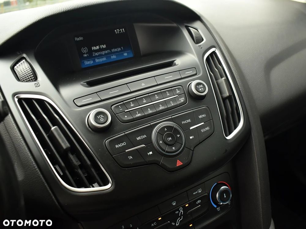 Ford Focus 1.6 Trend - 21