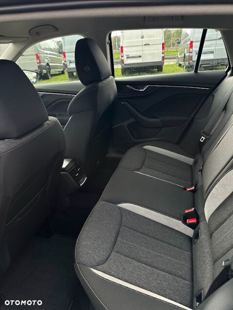 Skoda Scala 1.0 TSI Edition 130 - 12