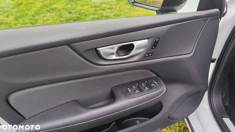 Volvo S60 2.5 T5 AWD - 24