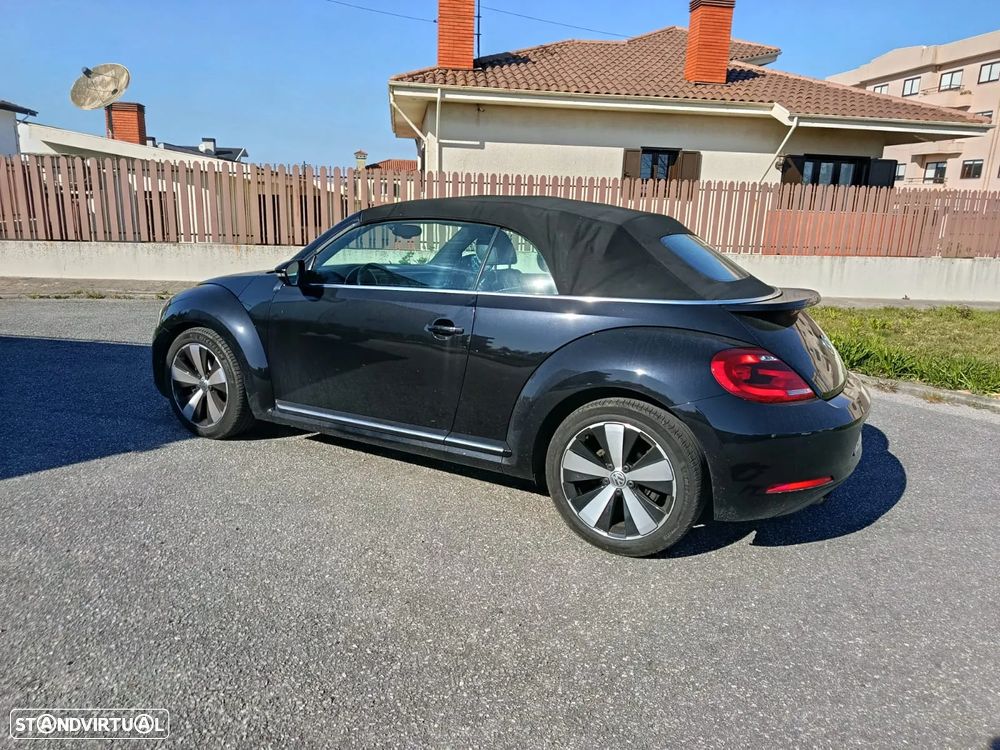 VW New Beetle 1.6 TDI DPF DSG Blue Motion Technologie Exclusive Design - 3