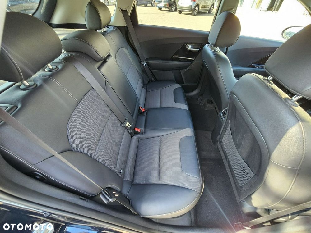 Kia Niro 1.6 GDI Plug-in Hybrid L Business Line - 38