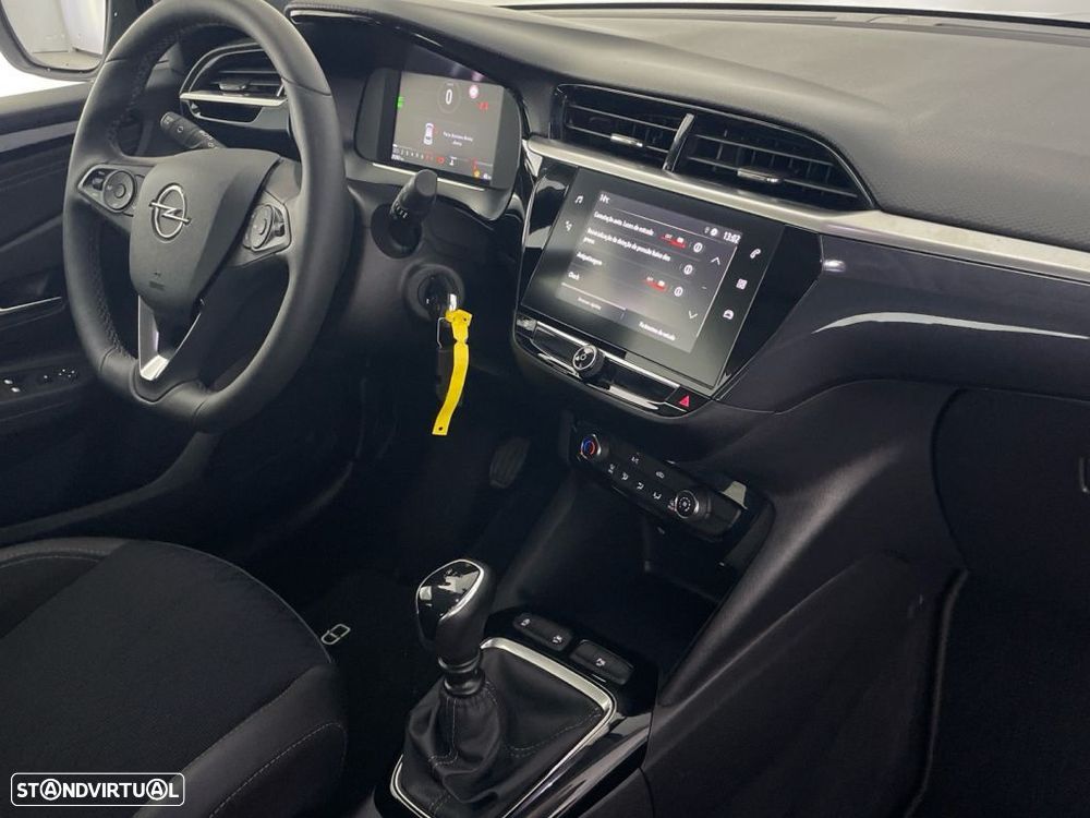 Opel Corsa 1.2 T Elegance — fotografia 23