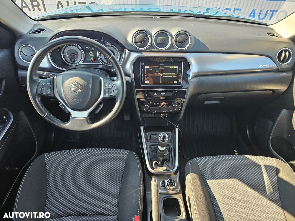Suzuki Vitara 1.4 Boosterjet AllGrip MHEV Passion - 6