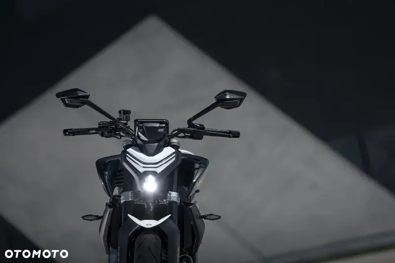 CFMoto NK - 22