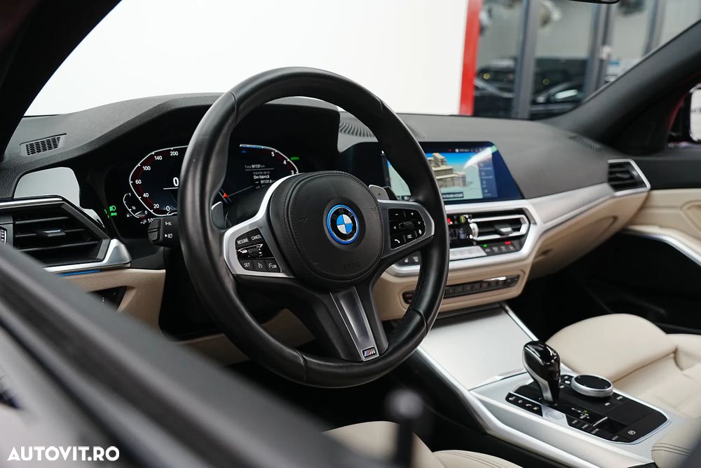BMW Seria 3 320e Aut. Sport Line - 17