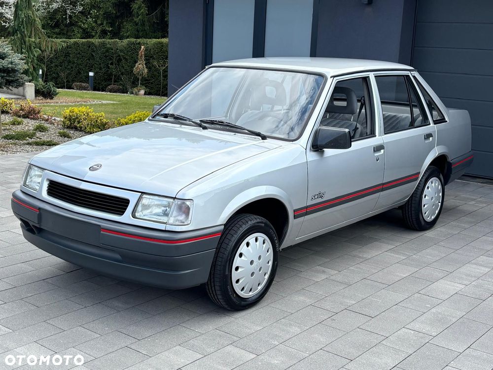 Opel Corsa 1.2 ST Swing - 1