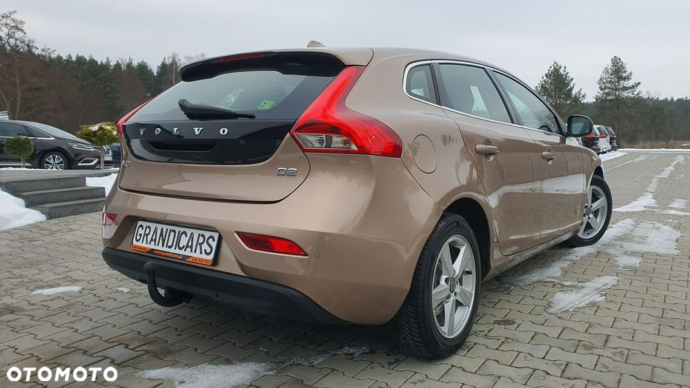 Volvo V40 D2 Momentum - 3