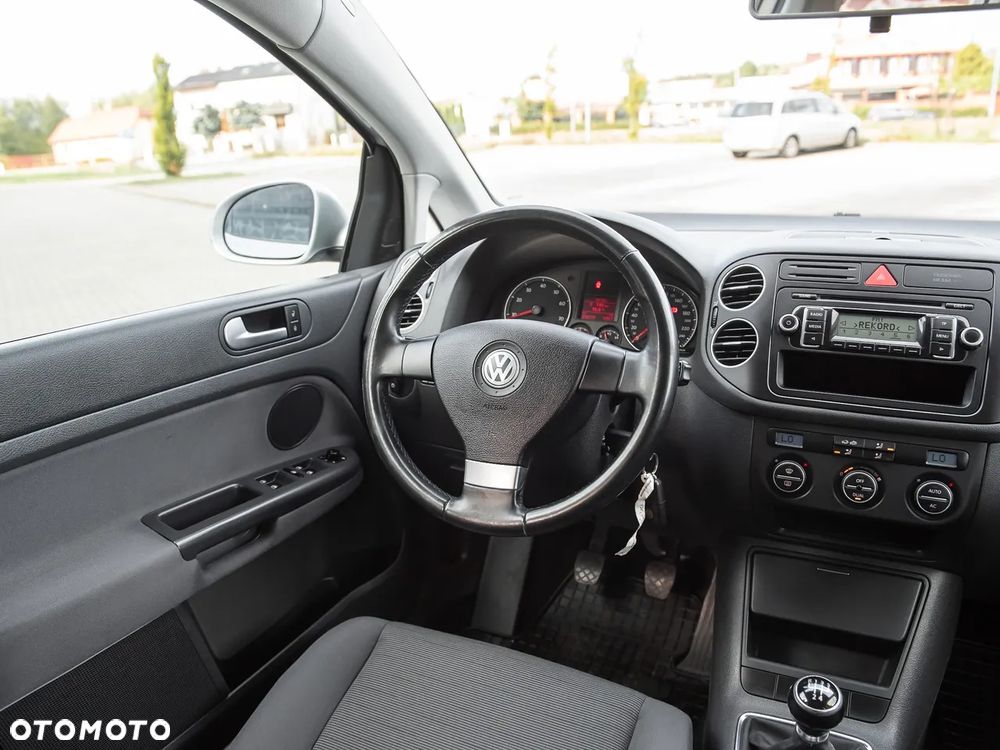 Volkswagen Golf Plus 1.6 Goal - 21