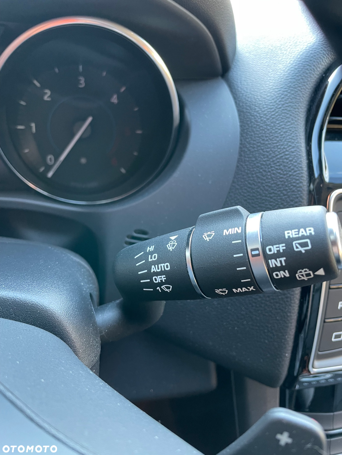 Jaguar F-Pace 2.0 i4D AWD R-Sport - 17