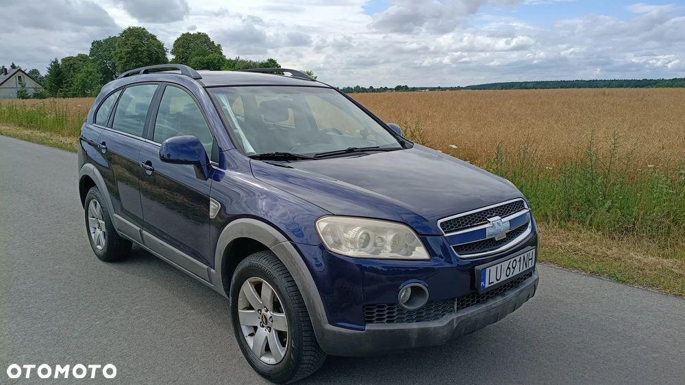 Chevrolet Captiva 2.4 LS 5os - 6