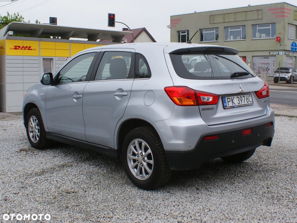Mitsubishi ASX - 5