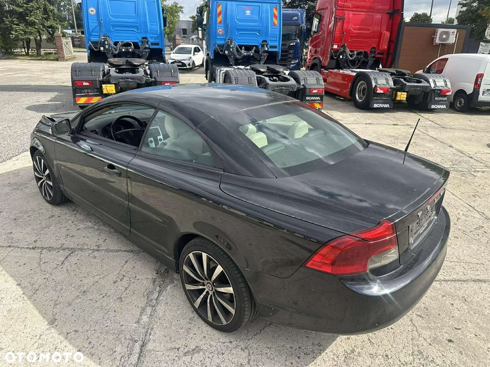 Volvo C70 2.0D Powershift Momentum - 3