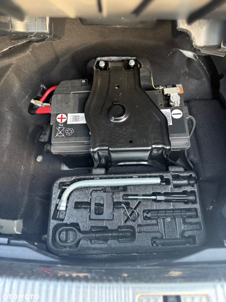 Audi A6 Avant 2.0 TDI Ultra S tronic - 30