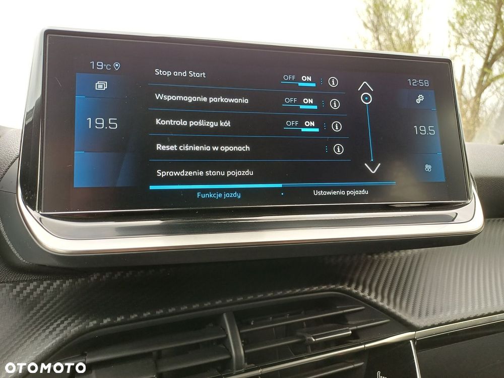 Peugeot 2008 - 18