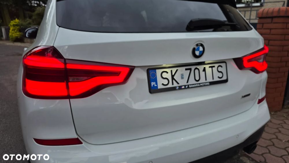 BMW X3 xDrive20d sport - 32