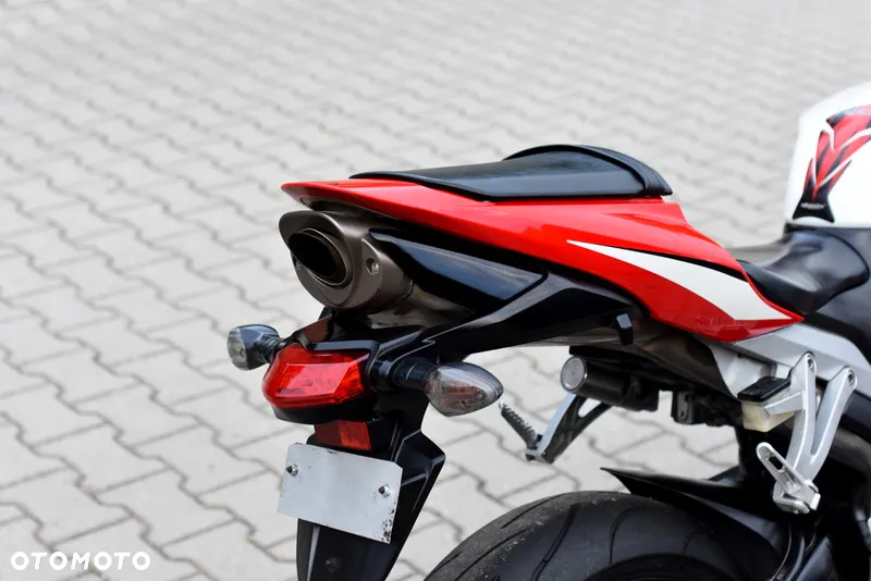 Honda CBR - 14