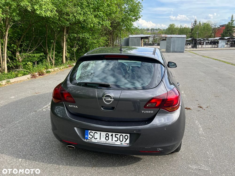 Opel Astra 1.4 T Cosmo - 9