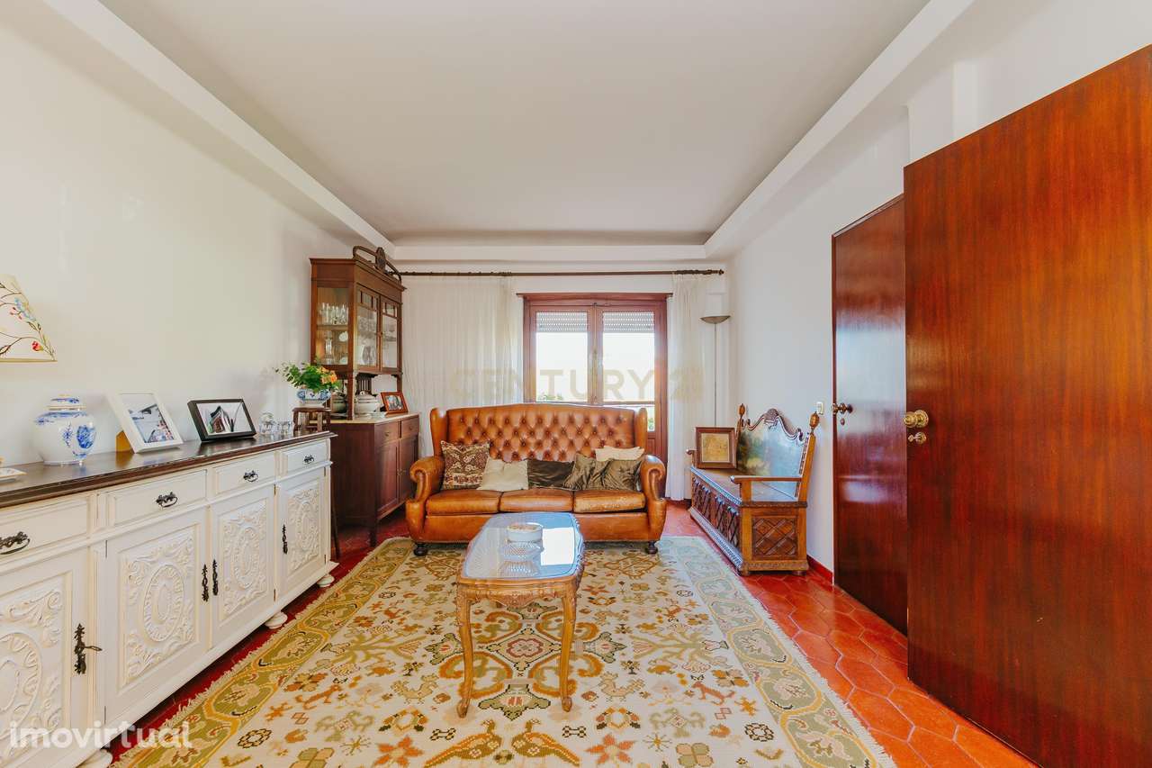 Espetacular Moradia T6 em Carcavelos, Cascais, de gaveto, num lote de - Grande imagem: 4/50