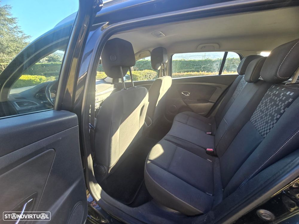 Renault Mégane Sport Tourer 1.5 dCi Dynamique SS - 15