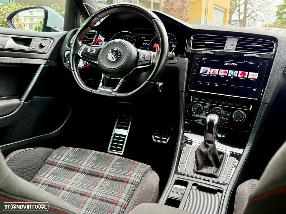 VW Golf GTI (BlueMotion ) DSG - 14