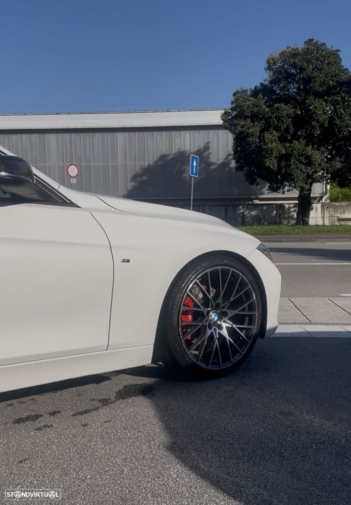 BMW 320 d Auto Line Sport - 1