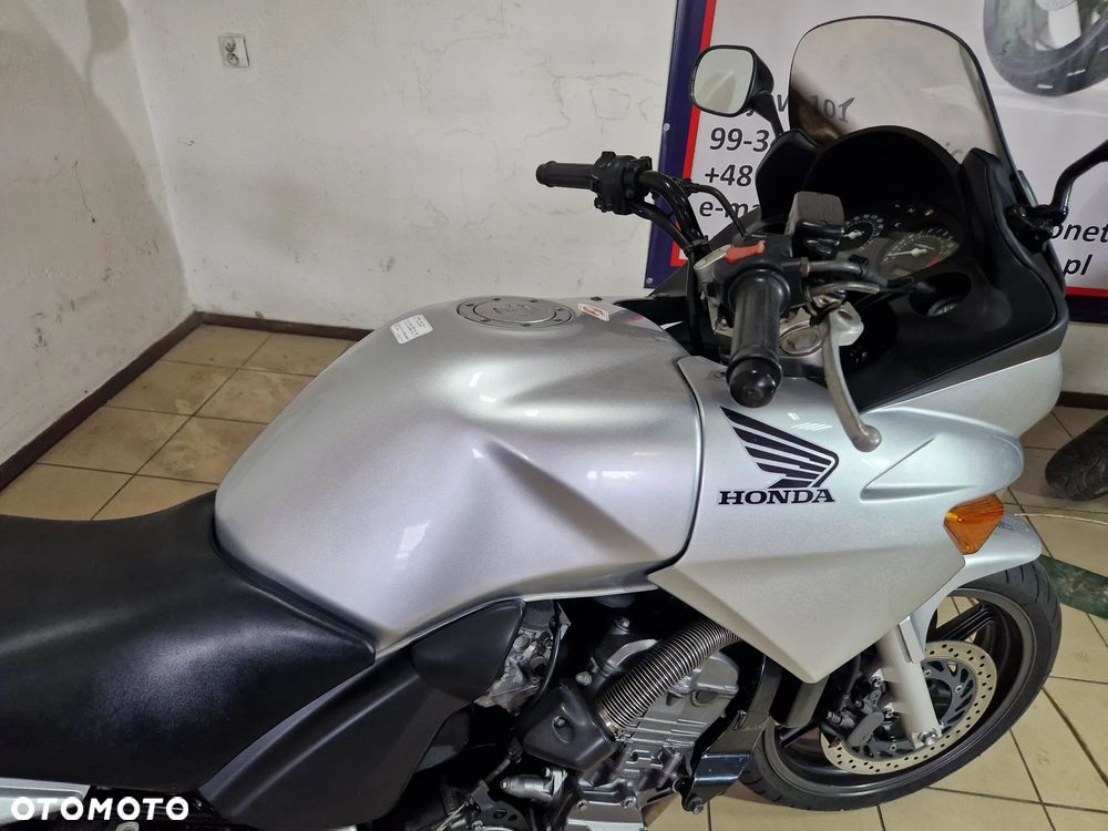 Honda CBF - 11