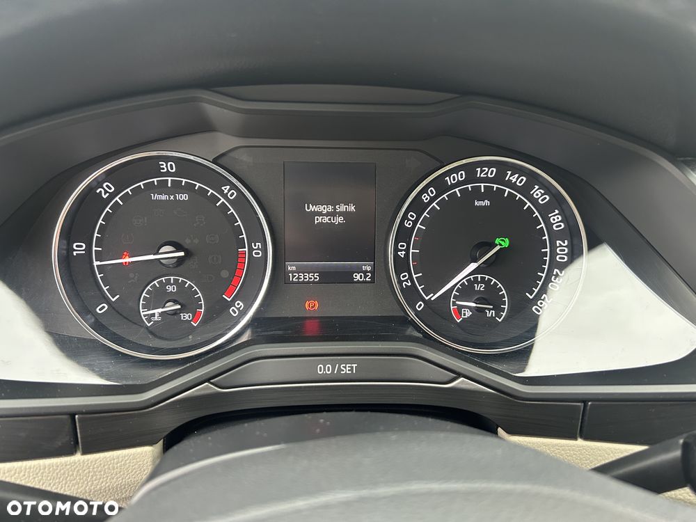 Skoda Superb 2.0 TDI DSG Premium Edition - 19