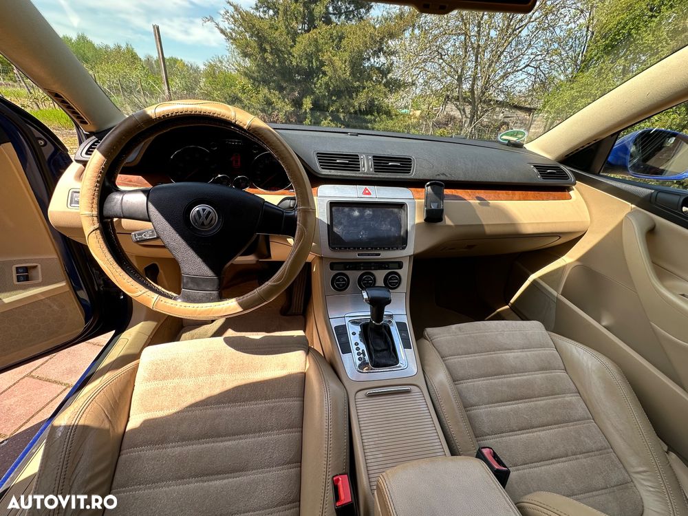 Volkswagen Passat - 16