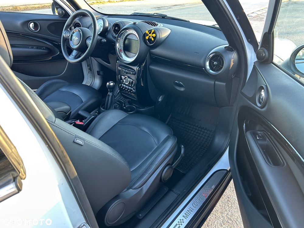 MINI Paceman Cooper SD ALL4 - 13