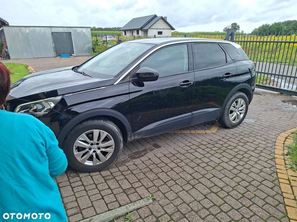 Peugeot 3008 1.5 BlueHDi Active S&S EAT8 - 13
