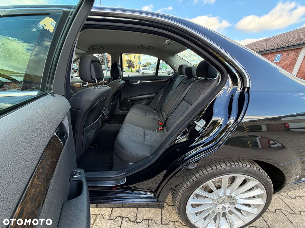 Mercedes-Benz Klasa C 200 Kompressor Elegance - 17