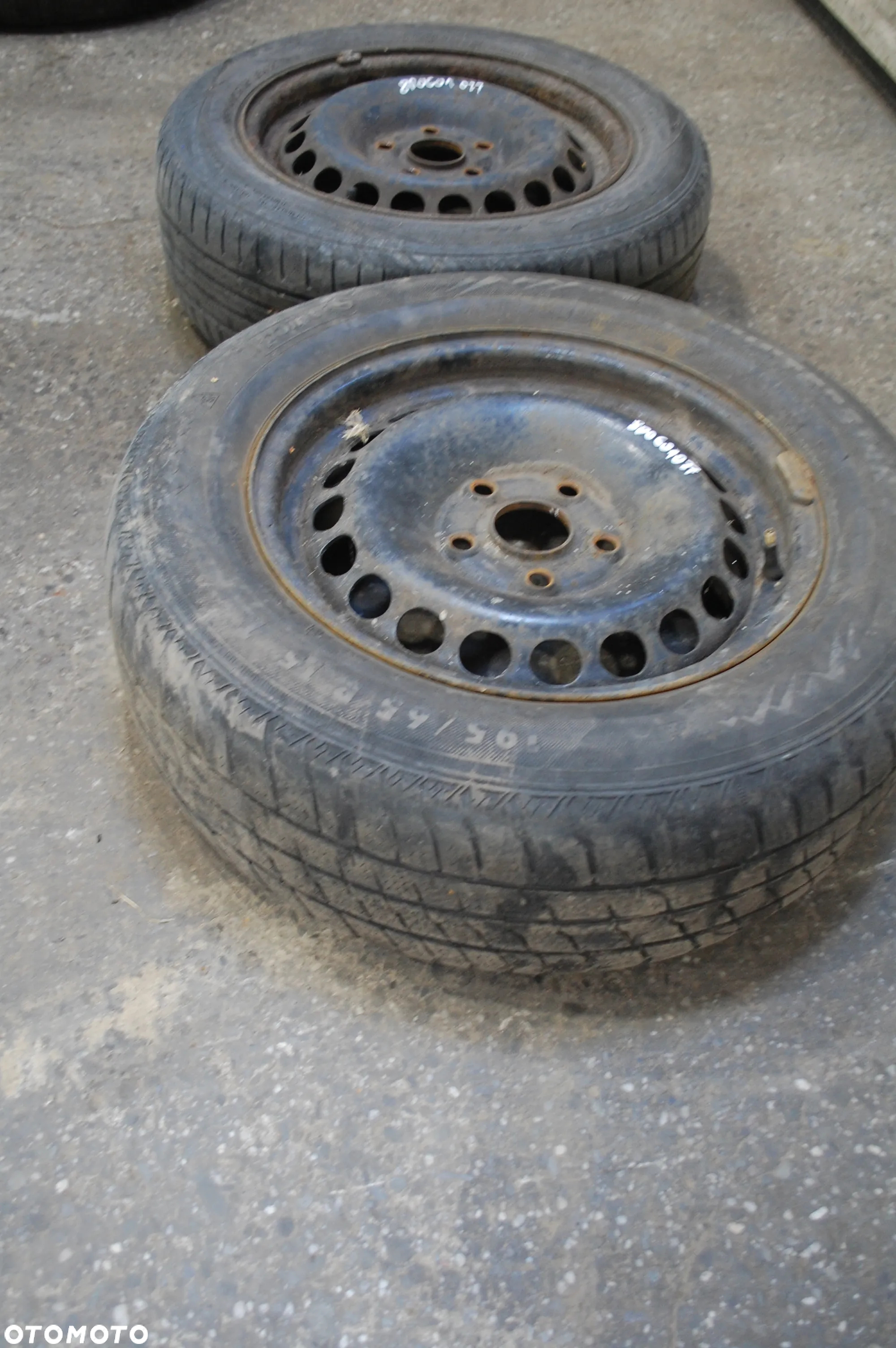 FELGI STALOWE + OPONY LETNIE 195/65R15 8D0601027 ET45 6J AUDI A4 B6 B7 VW PASSAT - 2