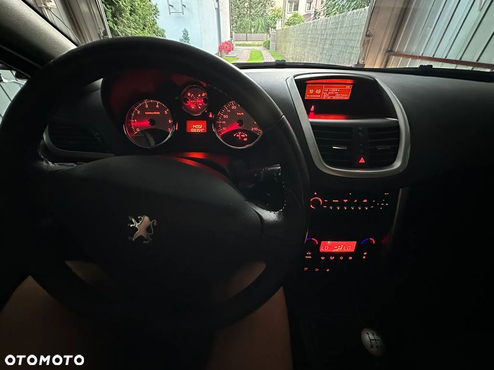 Peugeot 207 1.6 VTi Premium - 24