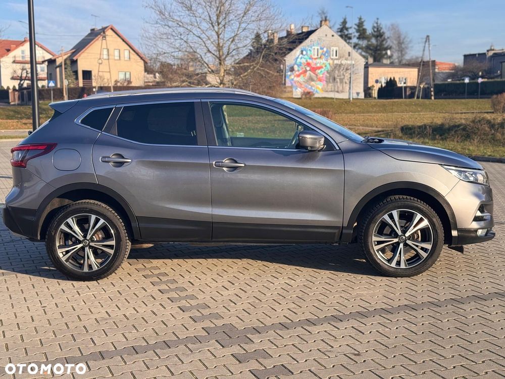 Nissan Qashqai - 11