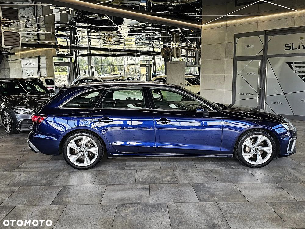 Audi A4 Avant - 10