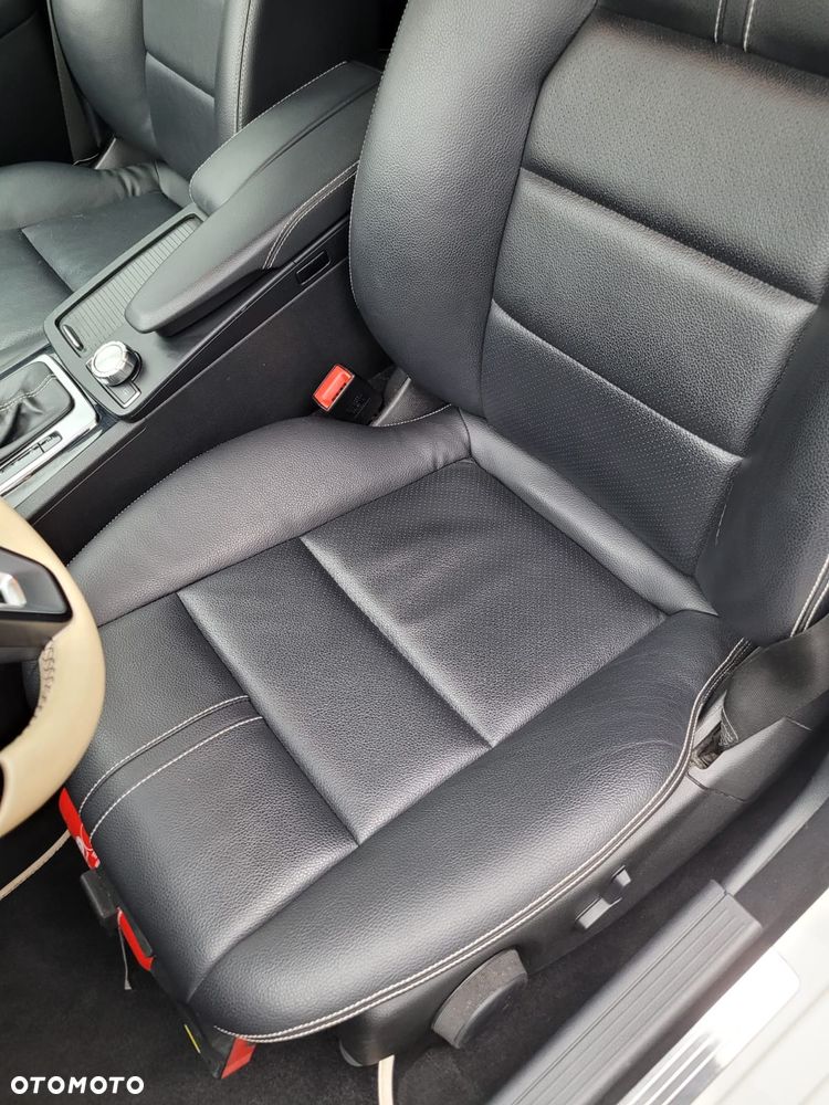 Mercedes-Benz Klasa C 180 7G-TRONIC - 21