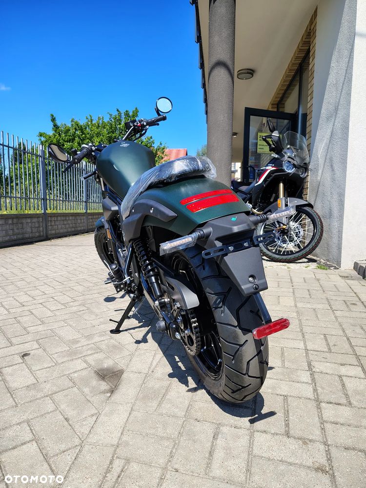 Zontes 125 C2 - 8