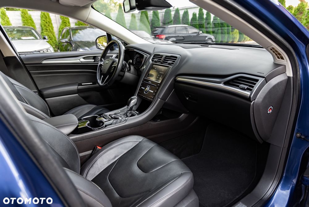 Ford Mondeo 2.0 EcoBoost ST-Line - 25