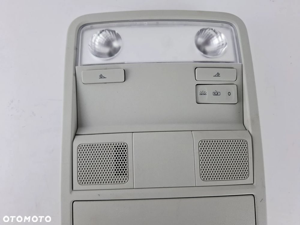 Lampka Oświetlenie Kabiny Wnętrza Podsufitki VW Jetta A6 5C6868837A - 4