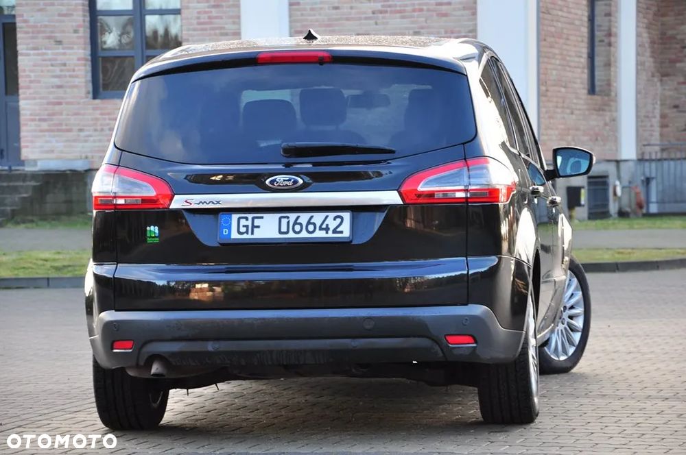 Ford S-Max 2.0 TDCi DPF Titanium - 13