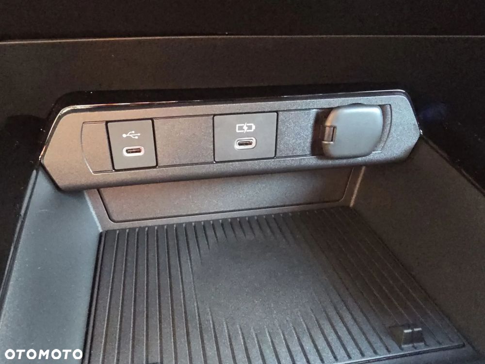 Toyota Prius - 26