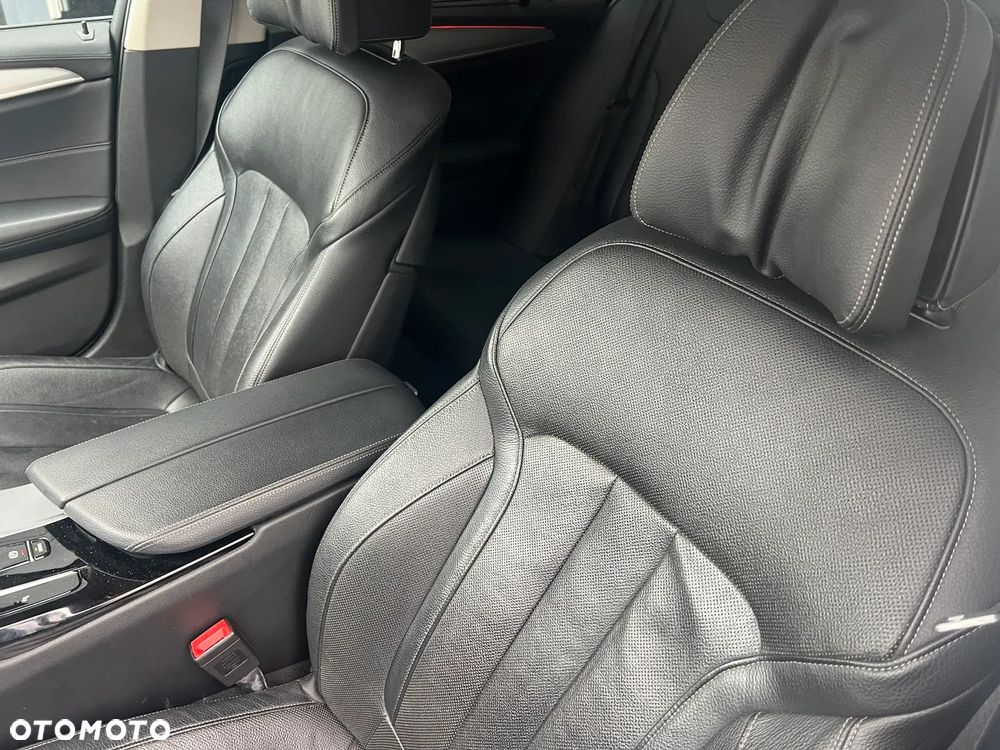 BMW Seria 5 - 11