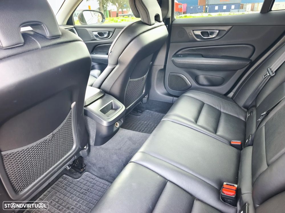 Volvo V60 D4 Geartronic Inscription - 11