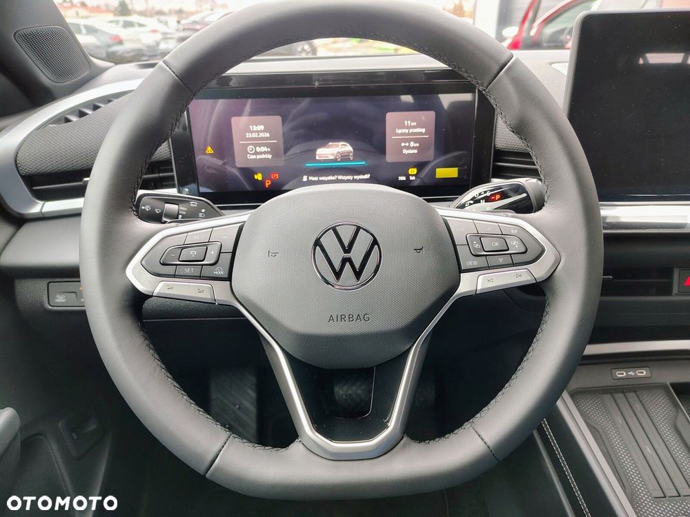 Volkswagen T-Roc - 16