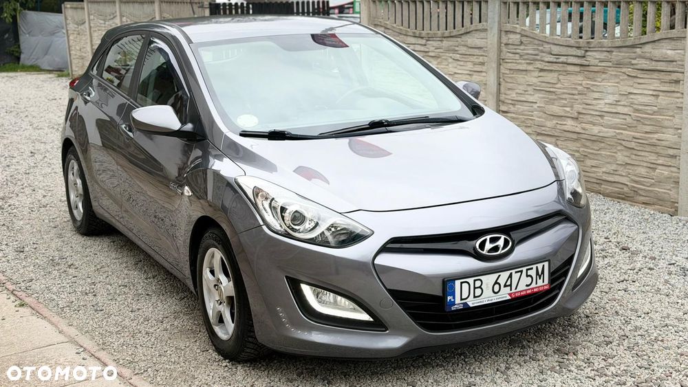 Hyundai i30 - 23