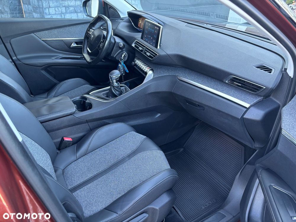 Peugeot 3008 HDi FAP 150 Platinum - 11