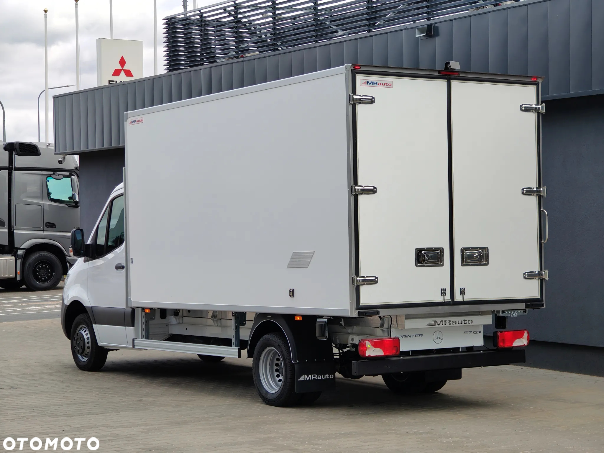 Mercedes-Benz Sprinter - 6