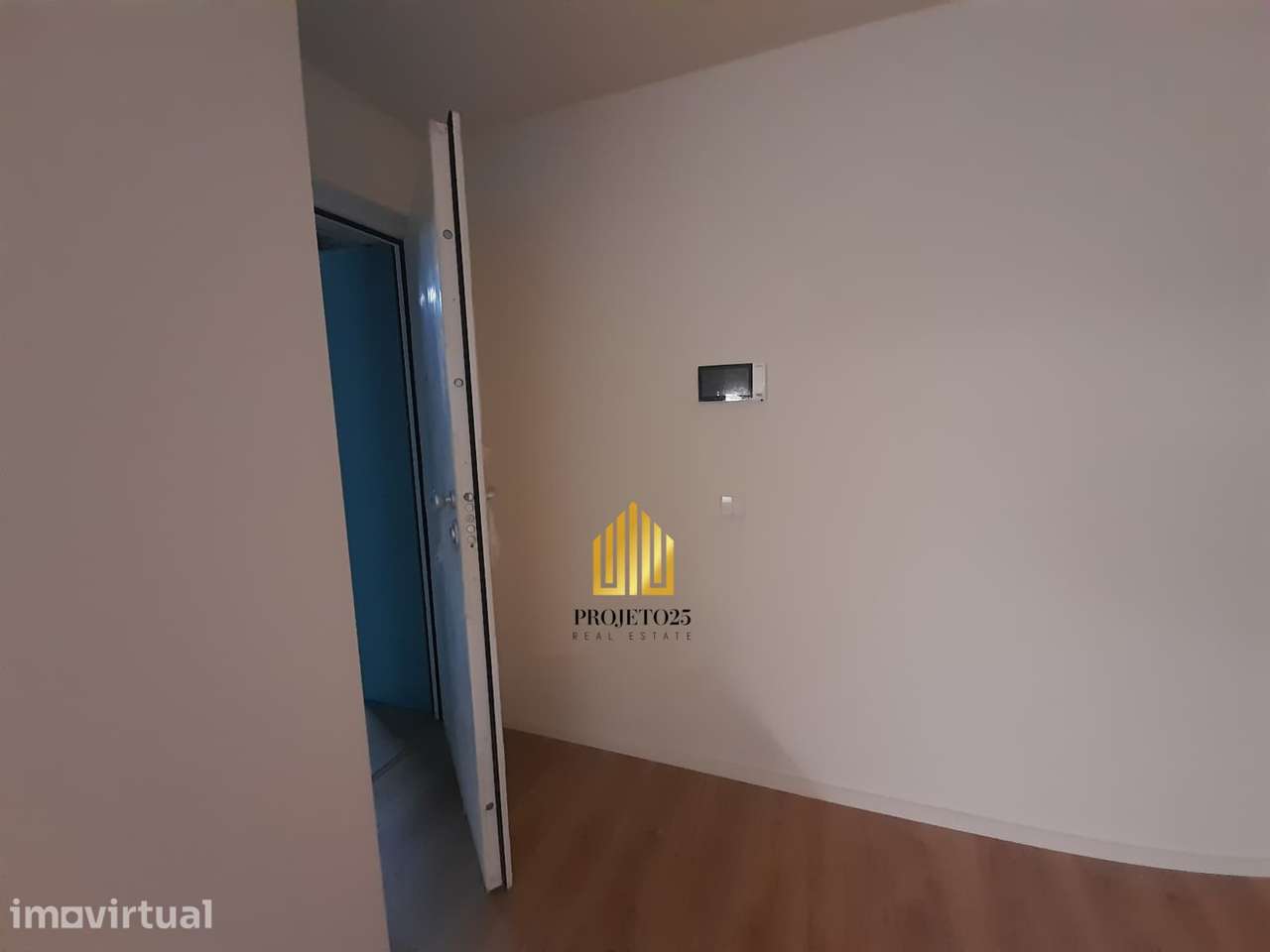 Apartamento T1 Novo em Condomínio Fechado Junto ao Parque do Covelo. - Grande imagem: 4/28