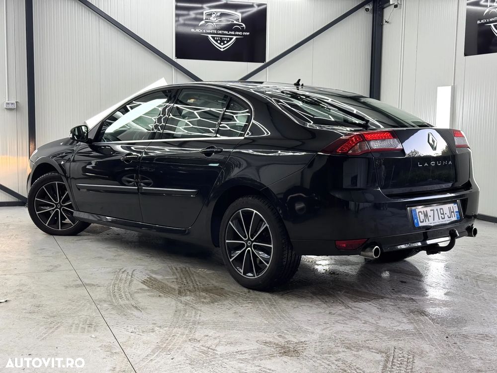 Renault Laguna dCi 150 FAP Start-Stop Paris Business - 15